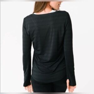 ZYIA ACTIVE Athletic Sweat Wicking Chill Black Women's Active Long Sleeve Top